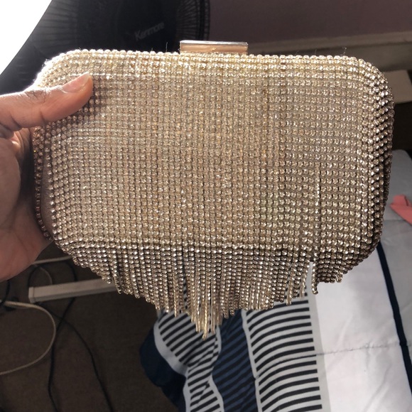 Clutch - Picture 3 of 3